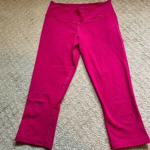 Pink Nike Dri-Fit Capri
